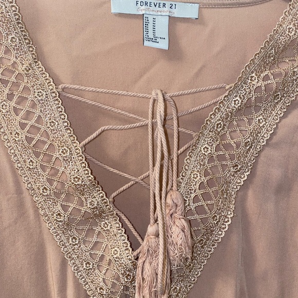 F21 light pink lace peasant blouse - Picture 2 of 3